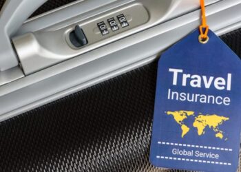 Travel insurance for non-residents in Australia. Your quick guide - Wise